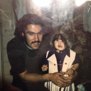 Meet your Posher, Mona